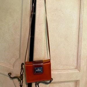 Vera Pelle leather purse, made in Italy.